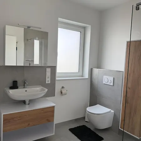 Neue In Zentraler Lage In Hadamar, Naehe Limburg דירה