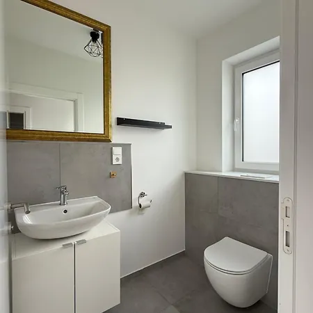 Neue In Zentraler Lage In Hadamar, Naehe Limburg דירה