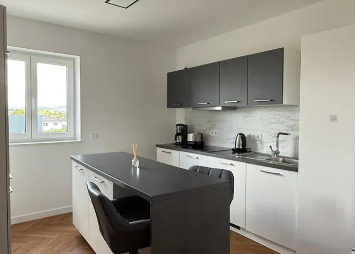 Neue In Zentraler Lage In Hadamar, Naehe Limburg Apartamento